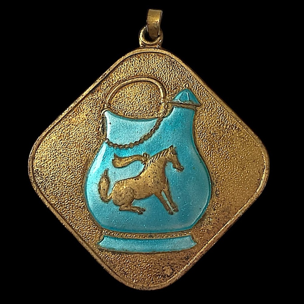 Vintage Chinese Peking Enamel Cloisonné Pendant